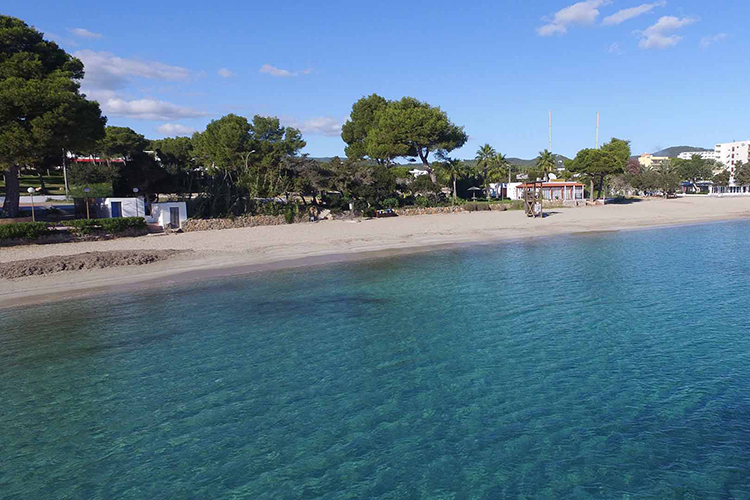 A beaches walk canar