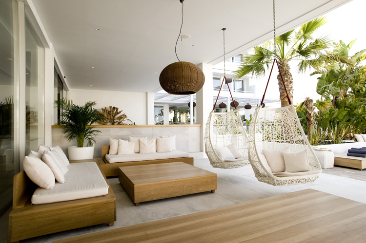 a sustainable hotel Ibiza materials