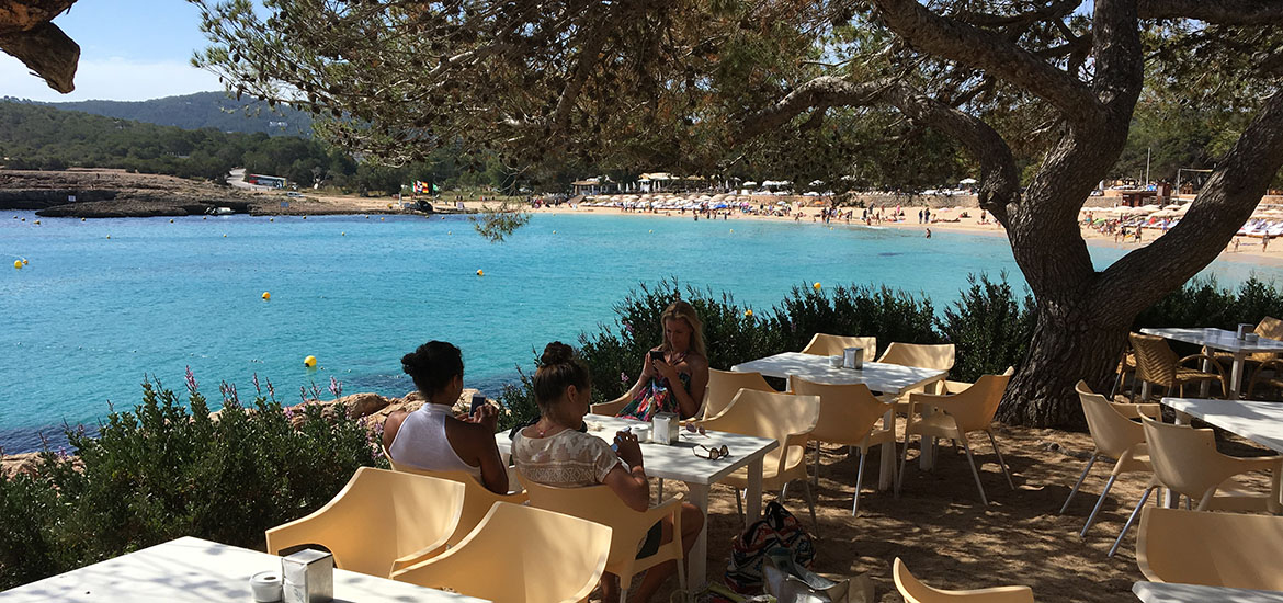 chiringuitos beach bars ibiza