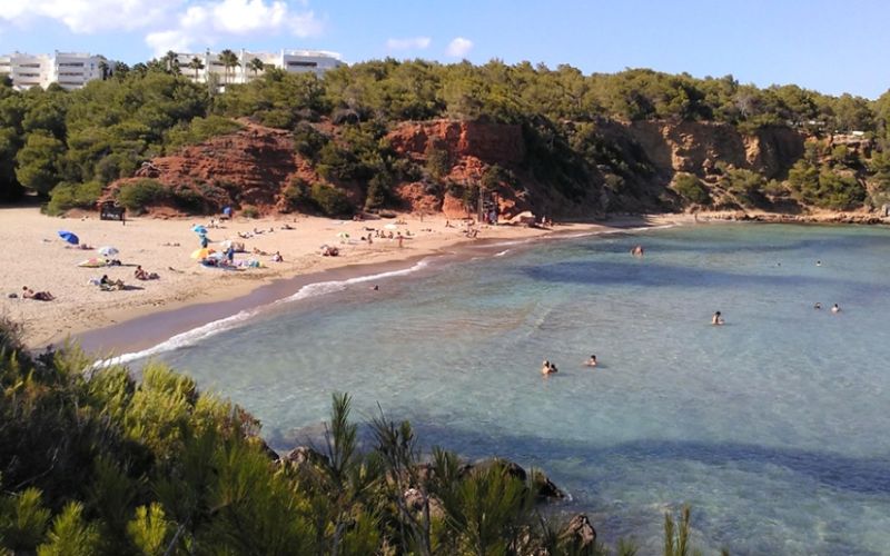 Báñate en… Cala Llenya