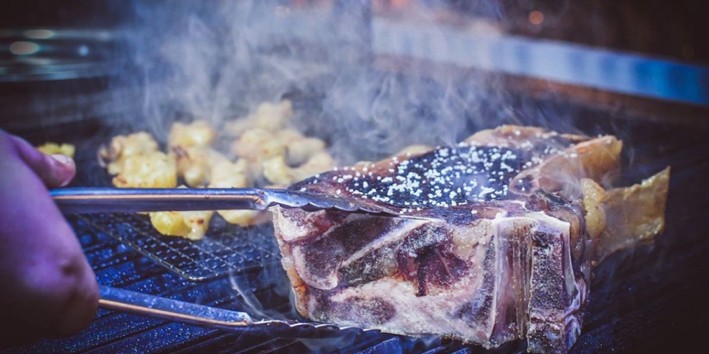 8 restaurantes de Ibiza donde comer carne a la brasa