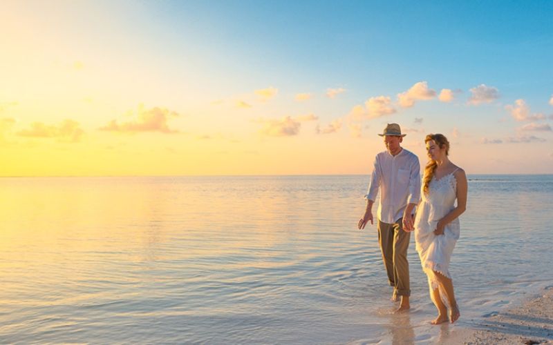 ¿Buscas una sorpresa romántica para tu pareja en Ibiza?