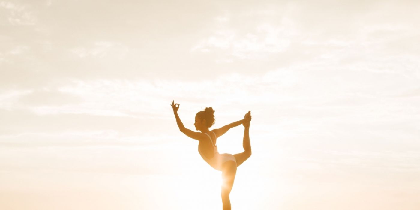 Yoga en Ibiza: Saludo al sol desde el Hotel Anfora